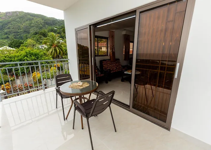 Sun And Sea Self Catering * Beau Vallon (Mahe)