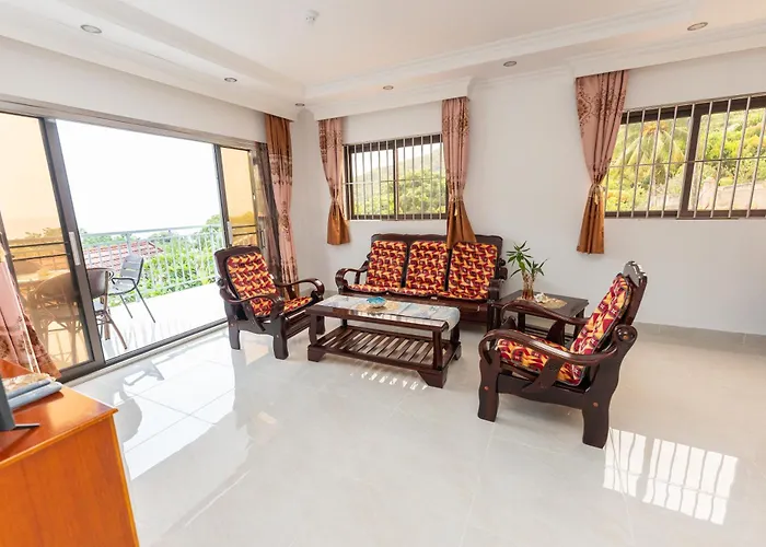 Sun And Sea Self Catering Apartment *